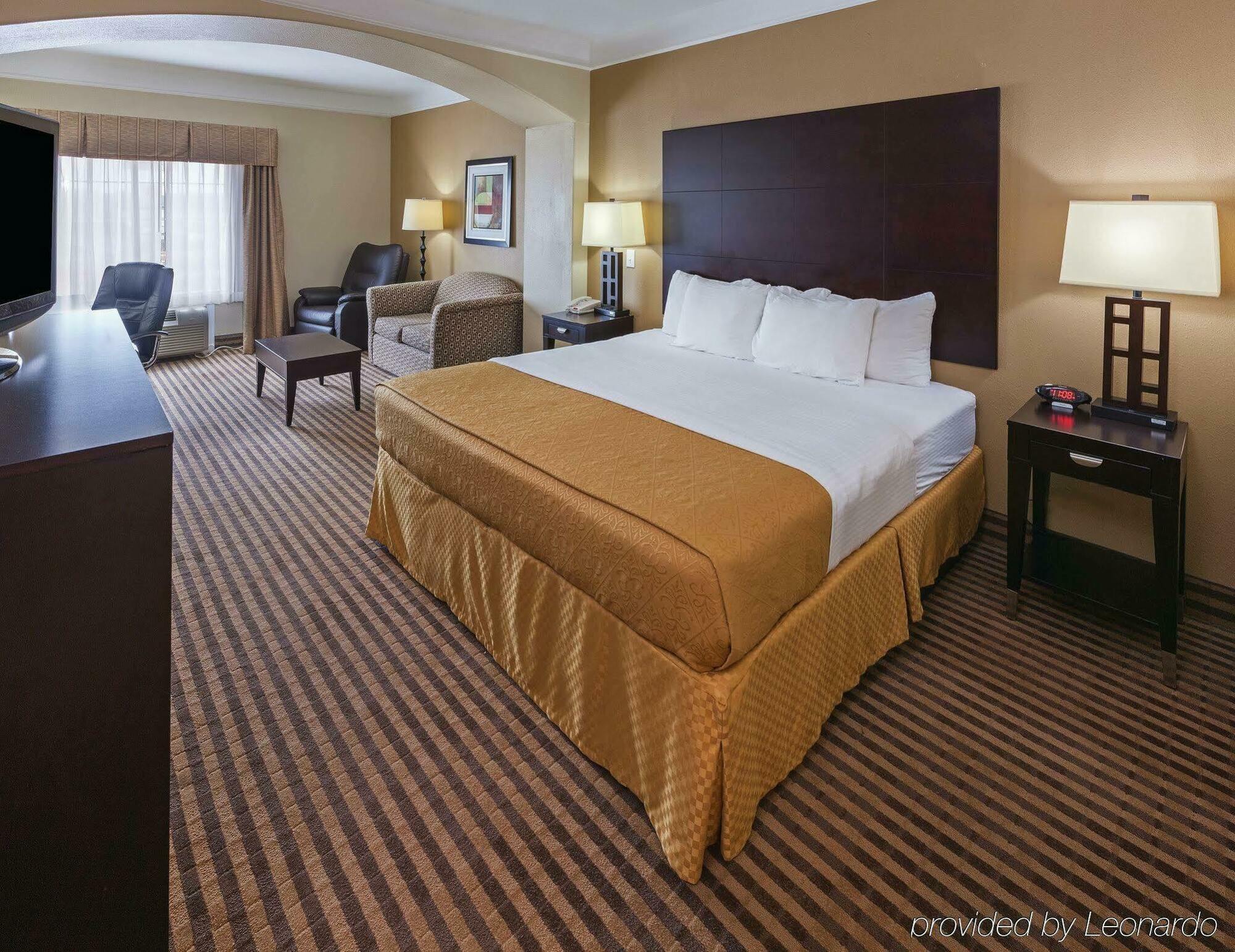 La Quinta By Wyndham Livingston Hotel Bagian luar foto